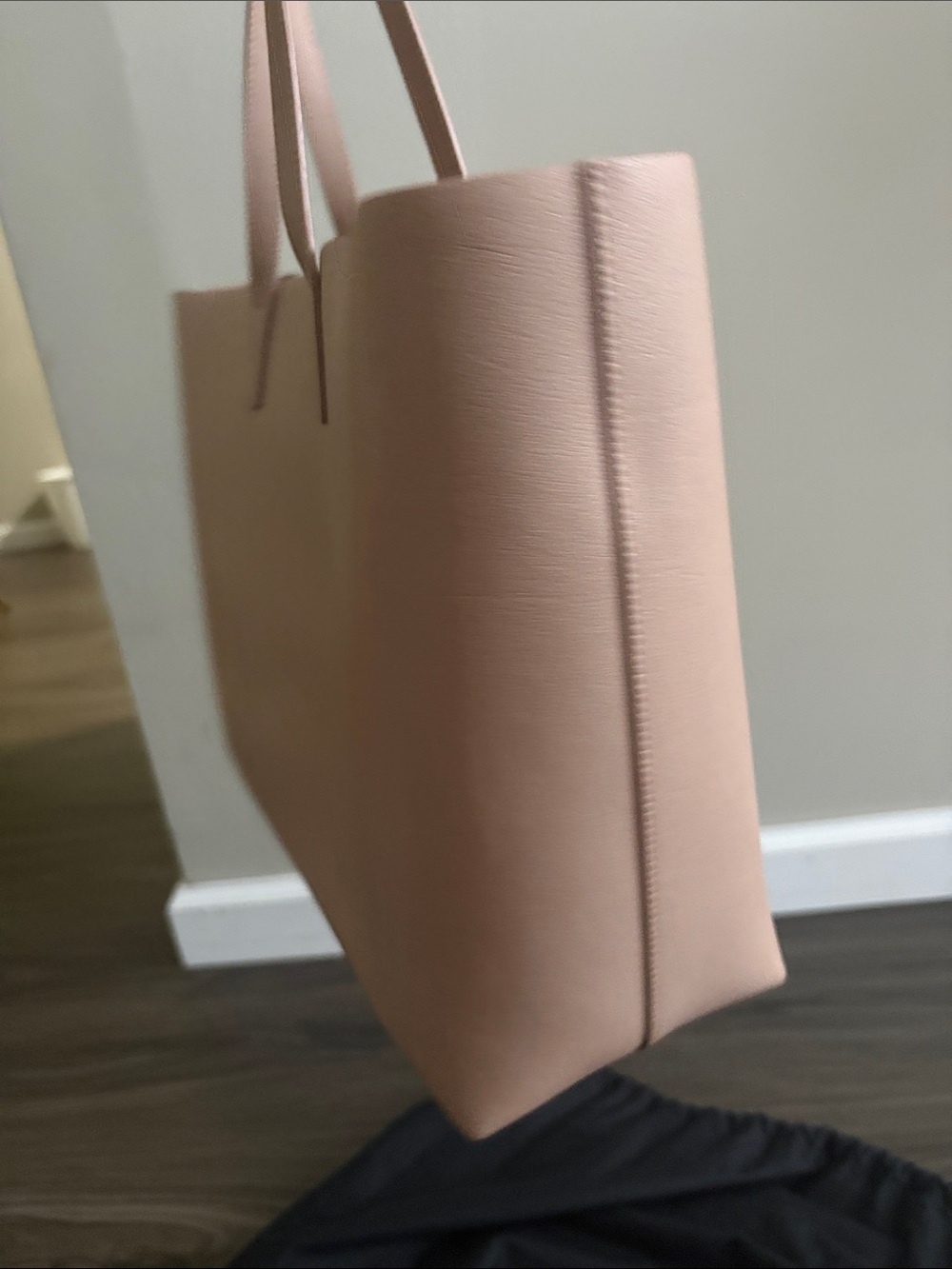 Saint Laurent Blush Leather Tote with Gold YSL Charm - Picture 13 of 16